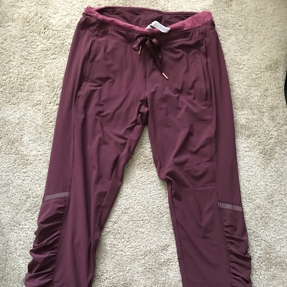 Lulu Lemon jogger pant lined legging